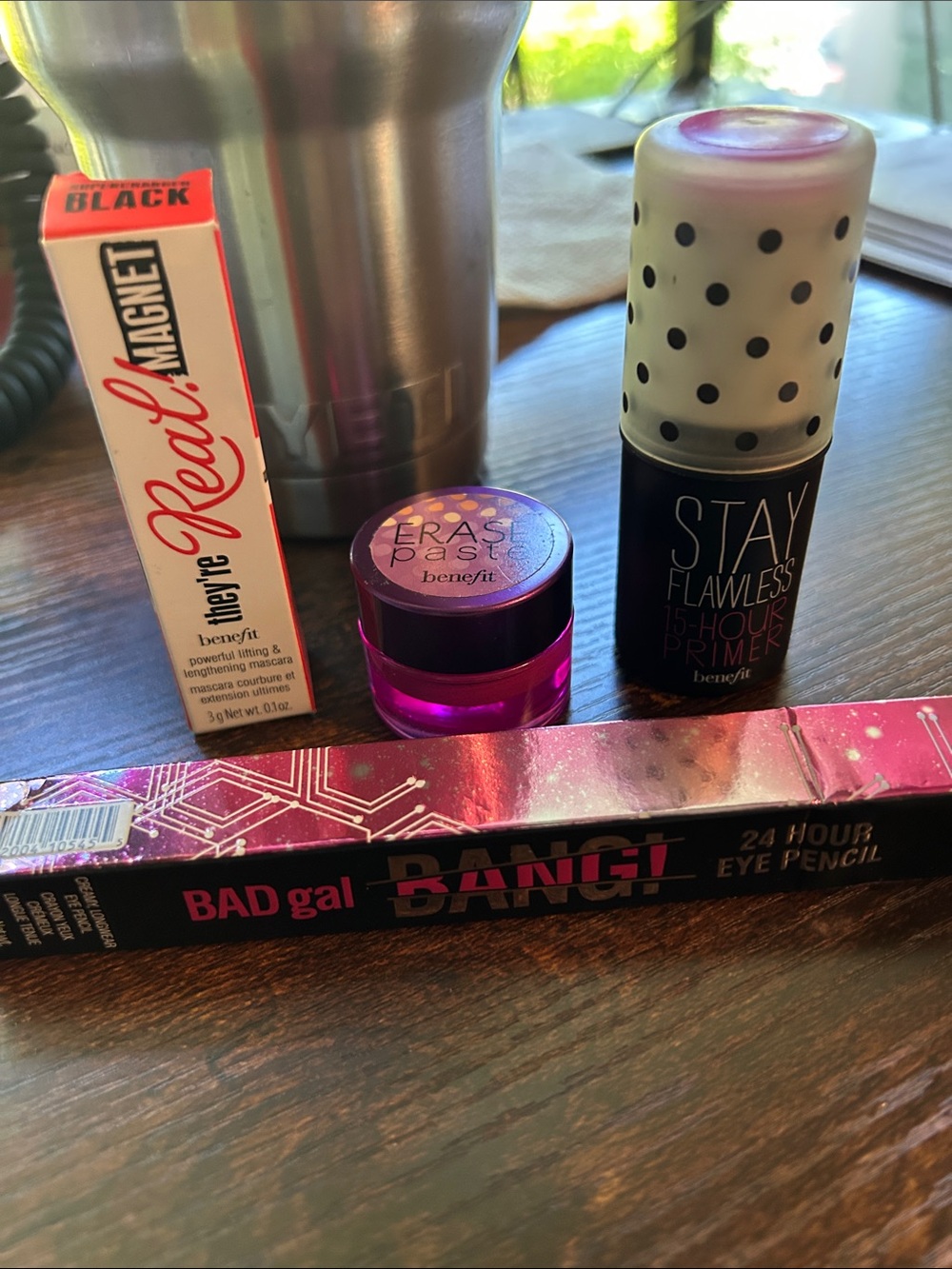 Benefit Stay Flawless 15-Hour Primer & Real Magnet Mascara Bundle in Black